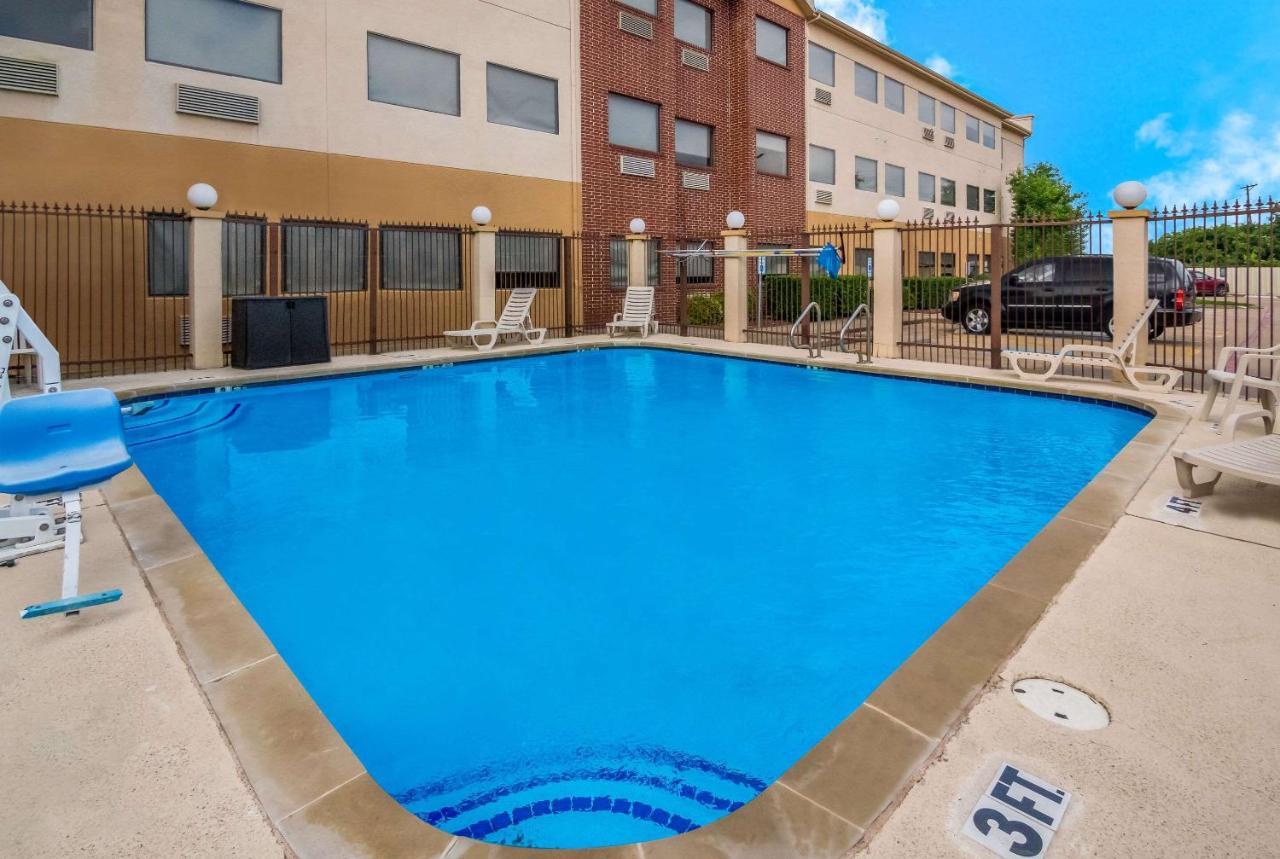 Quality Inn & Suites Waco Exterior foto